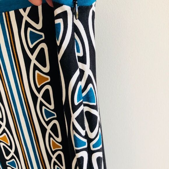 Ann Taylor Loft Black White Green Print Skirt Size 4 - Picture 3 of 8